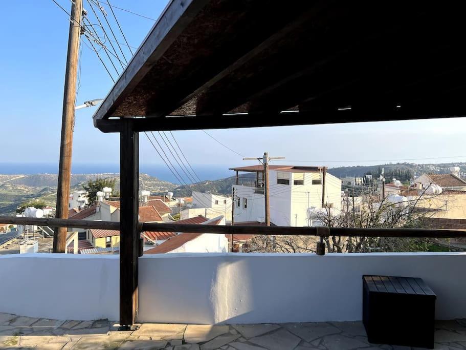 'I Folia' Village House With Roof Garden And Terrace Pissouri Exteriér fotografie