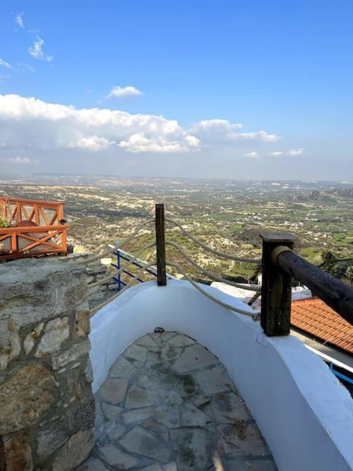 'I Folia' Village House With Roof Garden And Terrace Pissouri Exteriér fotografie